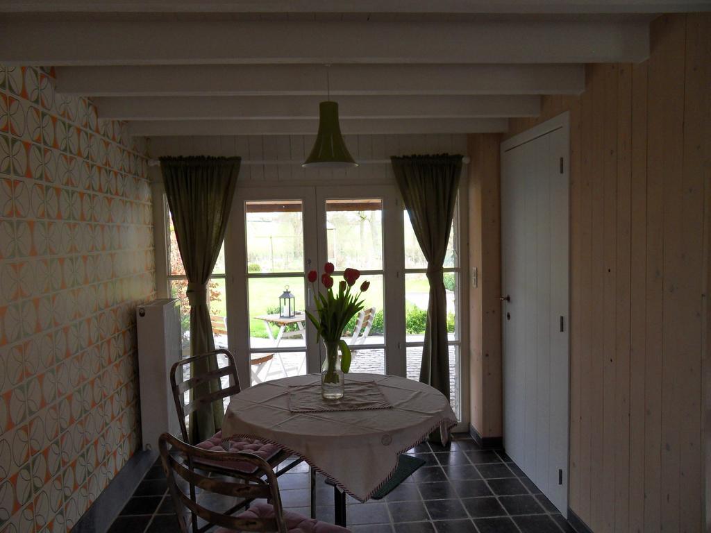 Sint-Maria-Lierde B&B 'Het Logiement الغرفة الصورة